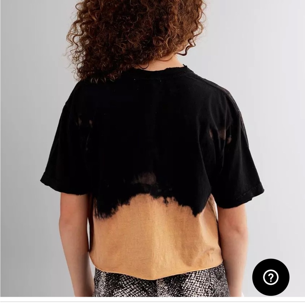 Gilded Intent crop tee - Picture 2 of 2
